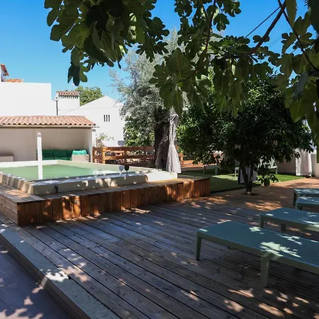 Holiday home Casa - 50m Do Rio - Piscina Com Hidromassagem *