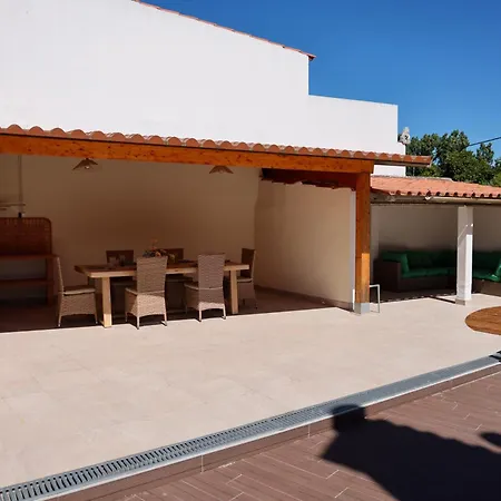 Casa - 50m Do Rio - Piscina Com Hidromassagem *